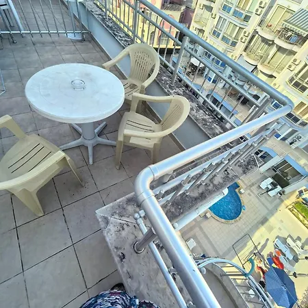 Апартаменты Sunny Dream Family *