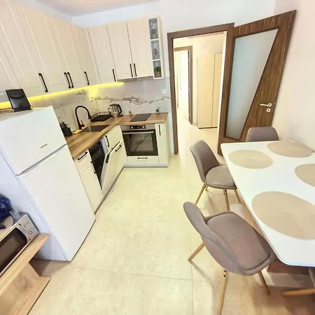 Sunny Dream Family アパート